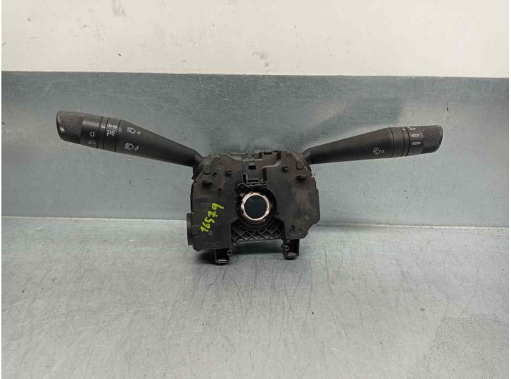 Recambio de mando luces para peugeot bipper tepee 1.3 16v hdi fap referencia OEM IAM 0735531784 