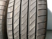 Recambio de neumatico/s para kia stonic (yb) 1.2 cvvt referencia OEM IAM 19555R1687H MICHELIN PRIMACY 4
