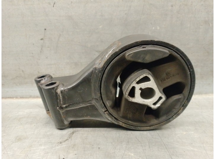 Replacement rear engine mount for Opel Insignia A Sports Tourer (G09) 2.0 CDTi (35) OEM IAM reference 13228303 684619 REF 