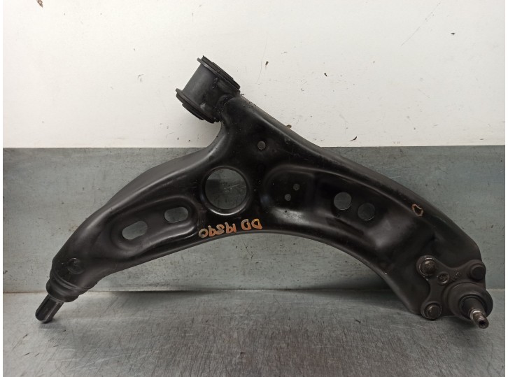 Replacement front right lower suspension arm for Volkswagen Passat Variant (365) 2.0 TDI OEM IAM reference 5N040715