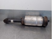 Recambio de amortiguador delantero izquierdo para land rover discovery 2.7 td v6 cat referencia OEM IAM RNB501580 22214641 DELPH