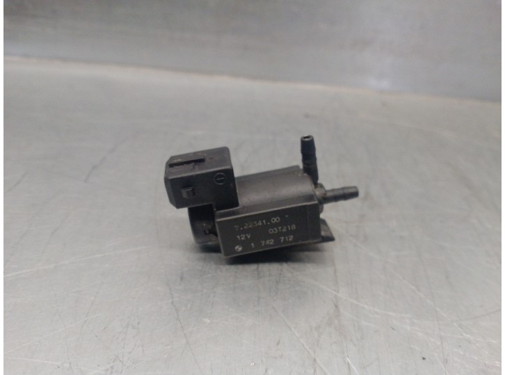 Recambio de electrovalvula vacio para bmw serie 3 compact (e46) 2.0 16v diesel cat referencia OEM IAM 72234100 1742712 PIERBURG