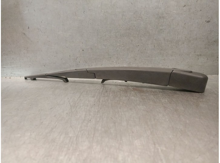 Recambio de brazo limpia trasero para kia picanto iii (ja) 1.0 referencia OEM IAM 98815A4100 98815A4100 