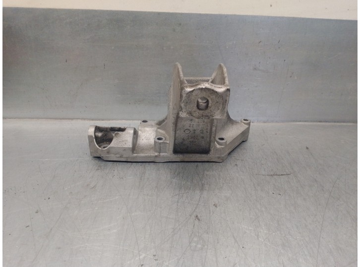 Recambio de soporte motor para bmw serie 3 compact (e46) 2.0 16v diesel cat referencia OEM IAM 6753225 