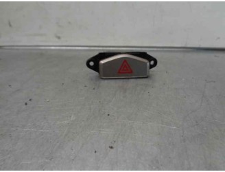 Recambio de warning para kia carens 2.0 turbodiesel cat referencia OEM IAM 864W0140  