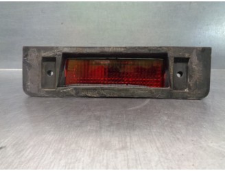 Recambio de luz central de freno para land rover defender (ld) 2.5 td5 referencia OEM IAM XFG100330 