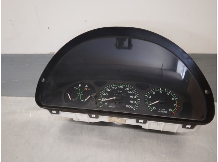 Recambio de cuadro instrumentos para fiat punto berl. (176) 1.6 cat referencia OEM IAM 7744383  