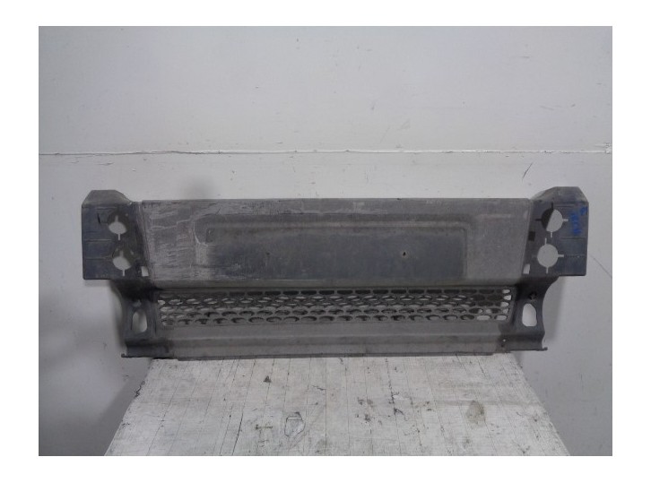 Recambio de paragolpes delantero para ford transit 190l furgon 2.5 referencia OEM IAM 4429596 GRIS TEXTURADO PARTE CENTRAL