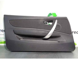 Recambio de guarnecido puerta delantera izquierda para bmw serie 1 berlina (e81/e87) 2.0 turbodiesel cat referencia OEM IAM 7122