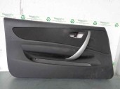 Recambio de guarnecido puerta delantera izquierda para bmw serie 1 berlina (e81/e87) 2.0 turbodiesel cat referencia OEM IAM 7122