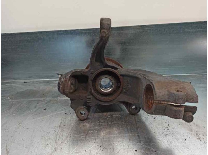 Recambio de mangueta delantera izquierda para ford mondeo ber. (ca2) 2.0 tdci cat referencia OEM IAM 6G918K171A  