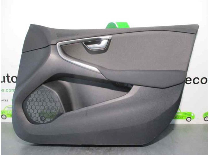 Replacement front right door trim panel for Volvo V40 Cross Country 2.0 diesel cat OEM IAM reference 8632741 