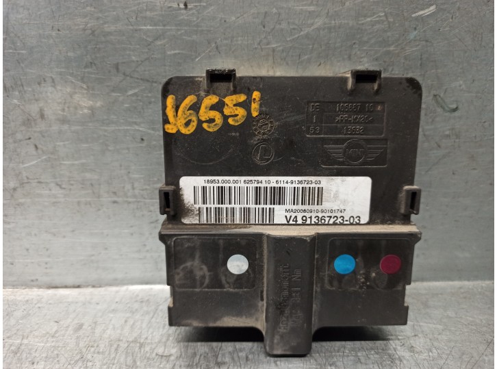 Recambio de caja reles / fusibles para mini r55 clubman 16v cat referencia OEM IAM 9136723  