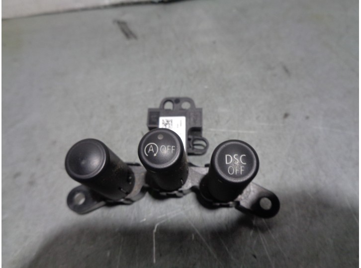 Recambio de mando para mini r55 clubman 16v cat referencia OEM IAM 033770401  