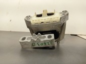 Replacement right engine mount for Seat Ibiza V (KJ1, KJG) 1.0 TSI OEM IAM reference 2Q0199262BK 