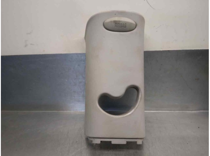 Replacement trim for Mini R55 Clubman 16V CAT OEM IAM reference 714153108 
