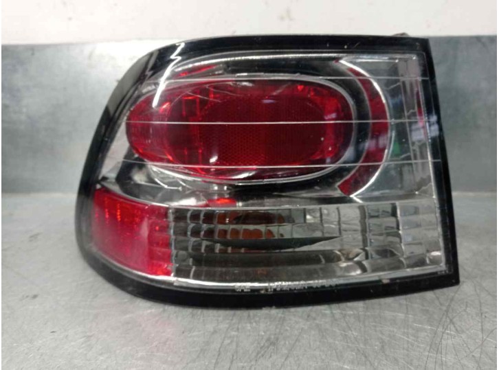Recambio de piloto trasero izquierdo para honda civic coupe (ej6/8) 1.6 sohc vtec cat referencia OEM IAM DE ALETA 2 PUERTAS