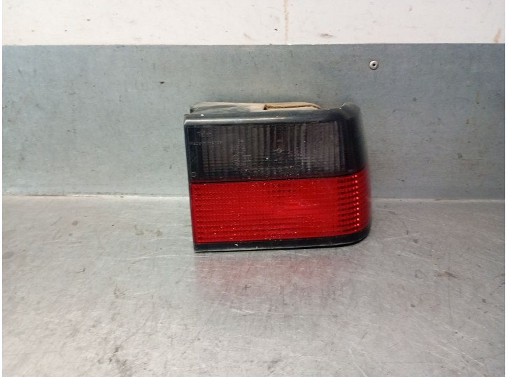 Recambio de piloto trasero derecho para citroën xantia berlina 2.0 referencia OEM IAM 95668016 95668016 