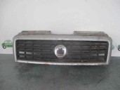 Replacement front bumper grille for Fiat Doblo Cargo (223) 1.9 JTD CAT OEM IAM reference 735395576 GREY