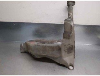 Recambio de deposito limpia para renault master ii ph. 2 doka/pr. fgst 2.5 diesel referencia OEM IAM 8200146985 5 PUERTAS