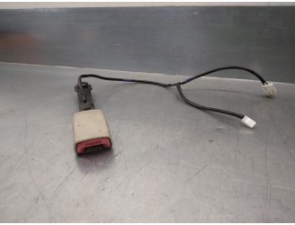 Recambio de enganche cinturon para subaru legacy familiar/outback b13 (bp) 3.0 cat referencia OEM IAM 64632AG010WA 4 PINES 2 CLE