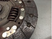 Replacement clutch kit for Ford Sierra Saloon 2.0 OEM IAM reference 88BB7563B1A LUK
