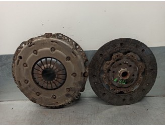 Recambio de kit embrague para peugeot 308 sw 1.2 12v e-thp referencia OEM IAM 9811460980 063082001916 SACHS