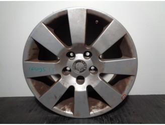 Recambio de llanta para skoda superb (3u4) 1.9 tdi referencia OEM IAM 3U0601025A R167JX16H2ET37 ALUMINIO 8P