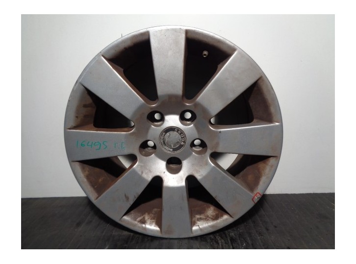 Recambio de llanta para skoda superb (3u4) 1.9 tdi referencia OEM IAM 3U0601025A R167JX16H2ET37 ALUMINIO 8P