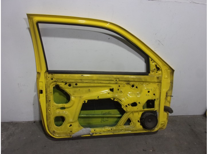 Recambio de puerta delantera izquierda para seat ibiza (6k1) 1.4 referencia OEM IAM 6K3831051C AMARILLA ROTULADA 3 PUERTAS