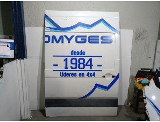 Recambio de puerta lateral corredera derecha para hyundai h350 furgoneta 2.5 crdi referencia OEM IAM 7520059010 7520059010 