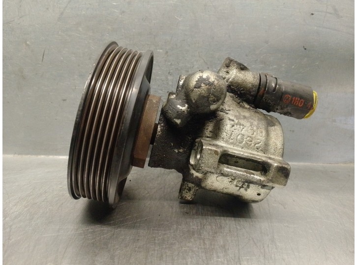 Recambio de bomba servodireccion para seat ibiza (6k1) 1.4 referencia OEM IAM 030145157 26046395WD DELPHI