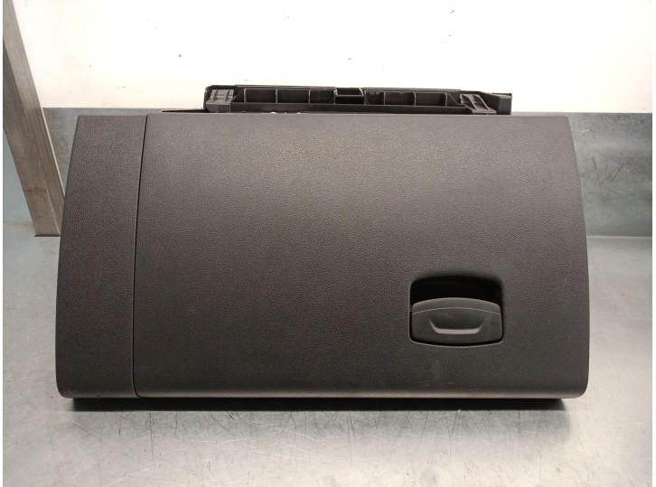 Recambio de guantera para renault kadjar (ha_, hl_) 1.3 tce 140 referencia OEM IAM 685005747R 685005747R 