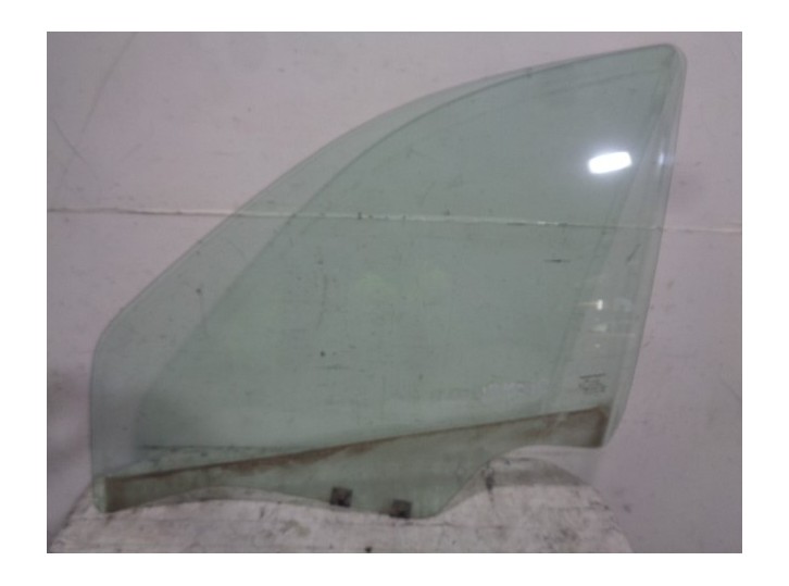 Recambio de luna delantera izquierda para dacia logan 1.6 cat referencia OEM IAM 803010186R 43R00097 DOT511M311AS2