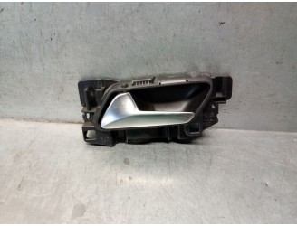 Recambio de maneta interior delantera izquierda para opel corsa f (p2jo) 1.2 (68) referencia OEM IAM 39198474 