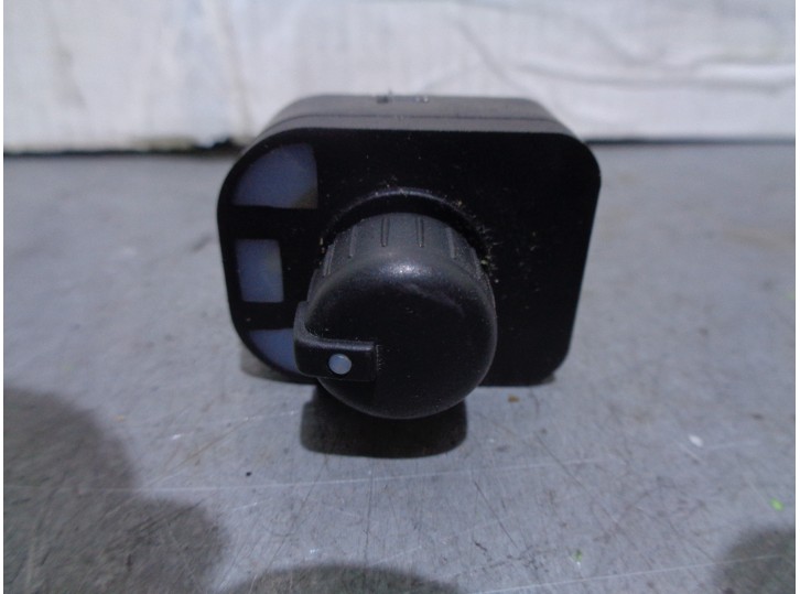 Recambio de mando retrovisor para audi a4 avant (8ed) 2.0 tdi referencia OEM IAM 830959565  