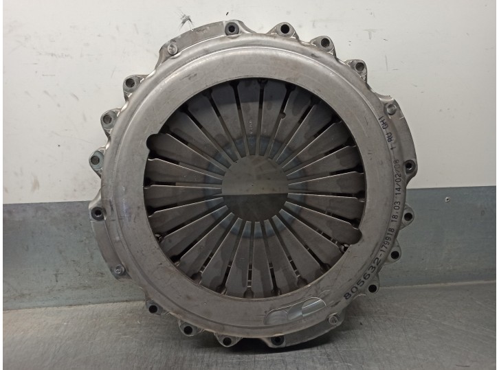 Recambio de kit embrague para » otros... 3.9t 17s 120 m-bus vespino 130e referencia OEM IAM 805632 805632 VALEO