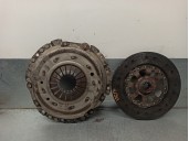 Replacement clutch kit for BMW 3 Series Saloon (E36) 2.5 Turbodiesel CAT OEM IAM reference 21211223338 LUK