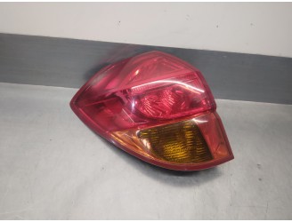 Recambio de piloto trasero izquierdo para subaru legacy familiar/outback b13 (bp) 3.0 cat referencia OEM IAM 84201AG000 DE ALETA