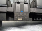 Replacement hazard warning switch for Mercedes-Benz C-Class (W203) Saloon 1.8 CAT OEM IAM reference 2038212881 
