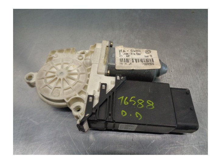 Recambio de motor elevalunas delantero derecho para seat leon (1m1) 1.9 tdi referencia OEM IAM 1J0959802G 29 PINES 5 PUERTAS