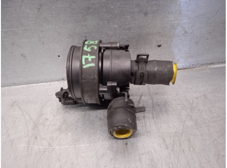 Replacement heating exchange valve for Mercedes-Benz GLA Class (W156) 2.1 CDI CAT OEM IAM reference A0005000686 03