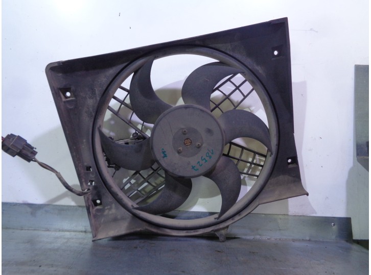 Recambio de electroventilador para bmw serie 3 compact (e46) 2.0 16v diesel cat referencia OEM IAM 7786009 0130303846 0130303846