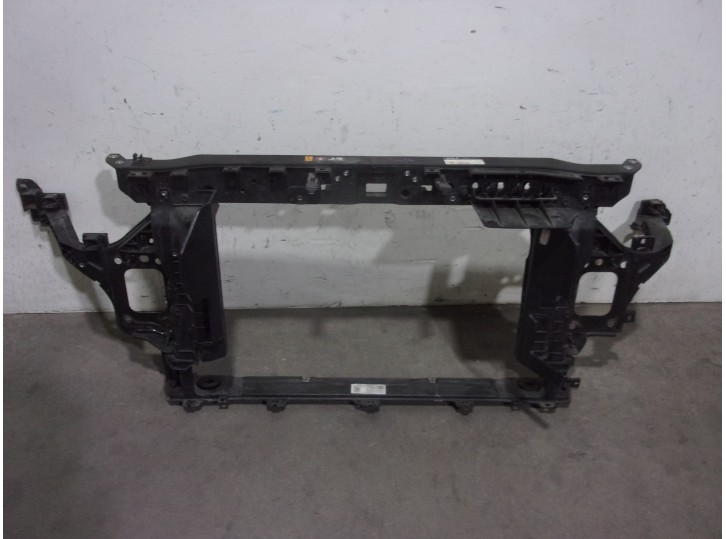 Recambio de panel frontal para kia xceed 1.0 tgdi cat referencia OEM IAM  DE FIBRA 