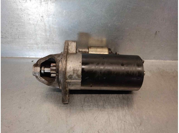 Recambio de motor arranque para bmw serie 1 berlina (e81/e87) 2.0 16v referencia OEM IAM 1241758935001 0001138002 BOSCH