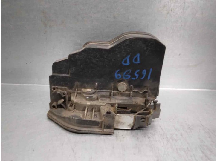 Recambio de cerradura puerta delantera derecha para bmw serie 1 berlina (e81/e87) 2.0 16v diesel cat referencia OEM IAM 7167068 
