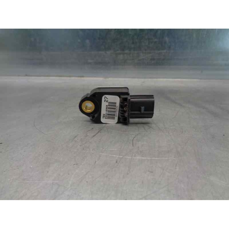 Recambio de sensor impacto para toyota auris 1.4 turbodiesel cat referencia OEM IAM 8983102060  