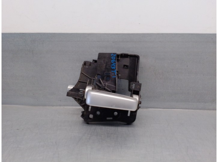 Replacement rear left interior door handle for Citroën Berlingo 1.6 16V HDi OEM IAM reference 9682100777 DE CORREDERA 5 PUE