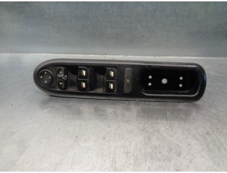 Recambio de mando elevalunas delantero izquierdo para peugeot 407 sw 2.0 16v hdi fap cat (rhr / dw10bted4) referencia OEM IAM 96