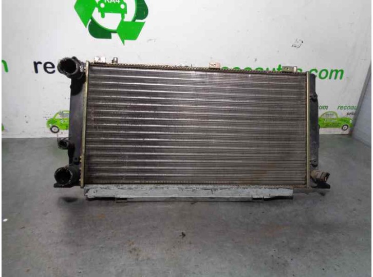Recambio de radiador agua para audi 80/90 (811/813/853) 2.0 referencia OEM IAM 205000781 RV